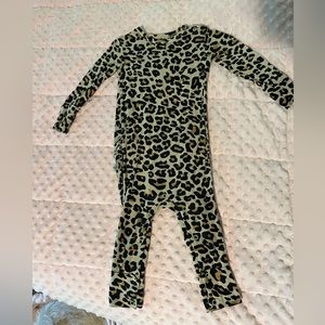 Posh Peanut 18-24 MO outfit